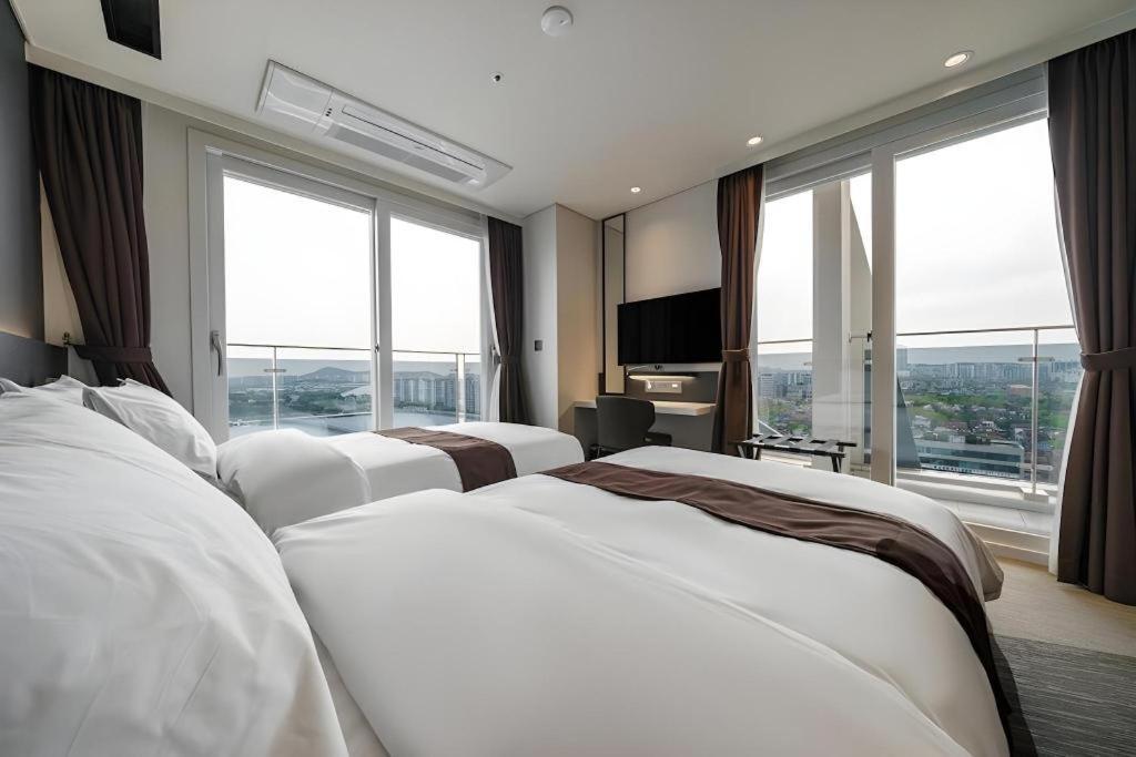 คินเท็กซ์ บาย เค-ทรี Hotel โกยาง ภายนอก รูปภาพ