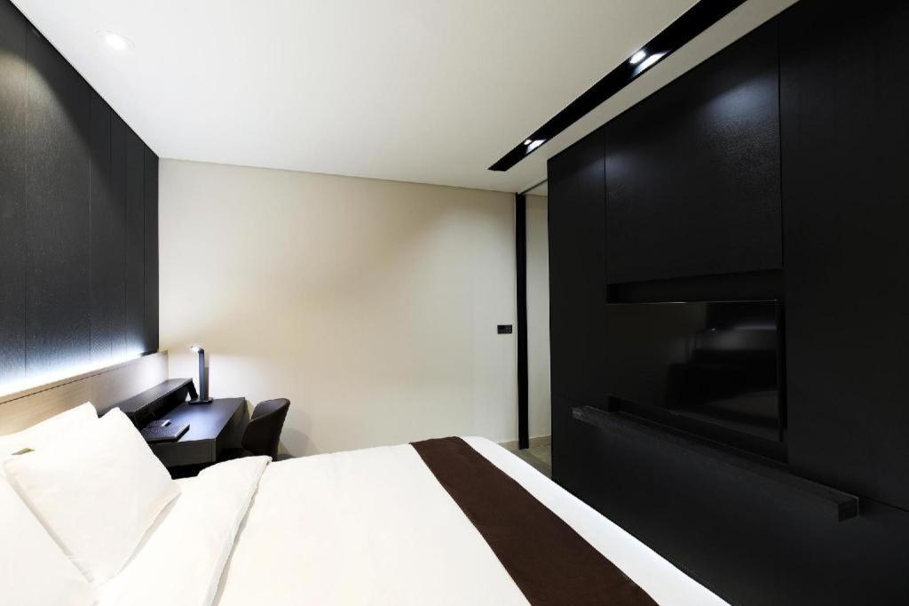 คินเท็กซ์ บาย เค-ทรี Hotel โกยาง ภายนอก รูปภาพ