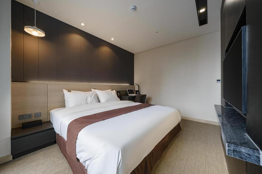 คินเท็กซ์ บาย เค-ทรี Hotel โกยาง ภายนอก รูปภาพ
