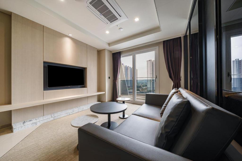 คินเท็กซ์ บาย เค-ทรี Hotel โกยาง ภายนอก รูปภาพ