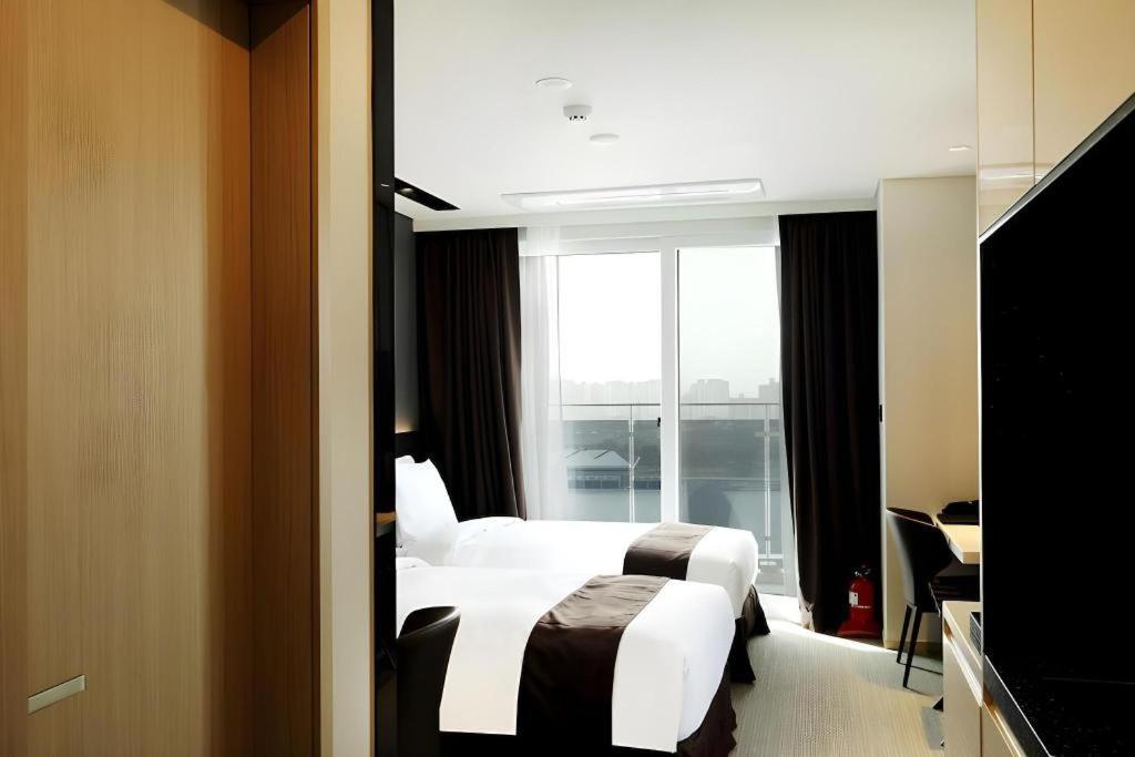 คินเท็กซ์ บาย เค-ทรี Hotel โกยาง ภายนอก รูปภาพ